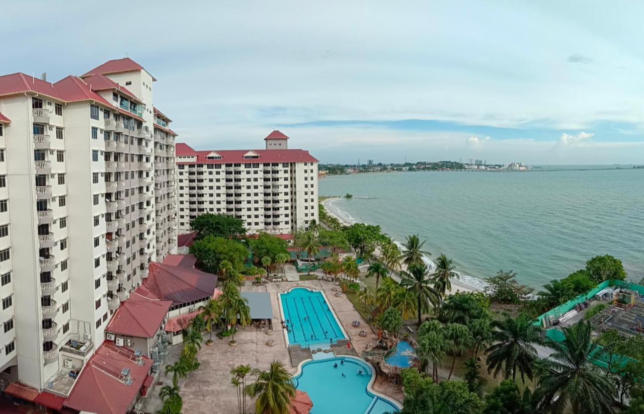 Glory Beach Resort Private Penthouse Port Dickson Exterior foto